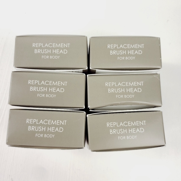 Clarisonic replacement brush head for body new in box - Picture 4 of 4